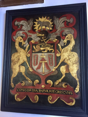 crest